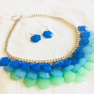 Beautiful  necklace with earrings for women!